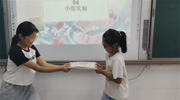 “盐”续科学绮梦 “皖”心共筑童行——盐城工学院伯藜支教团携科学实验走进王店镇中心小学
